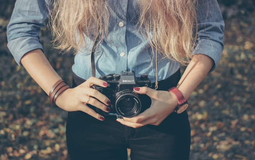 Wedding photographer on a budget