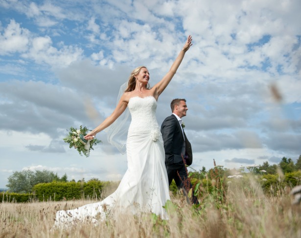 Fabulous Wedding Photography | Confetti.co.uk