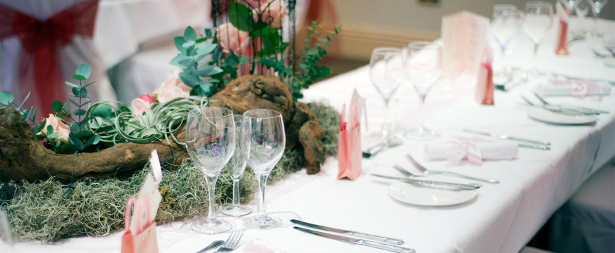 Woodland wedding breakfast at Careys Manor | Confetti.co.uk