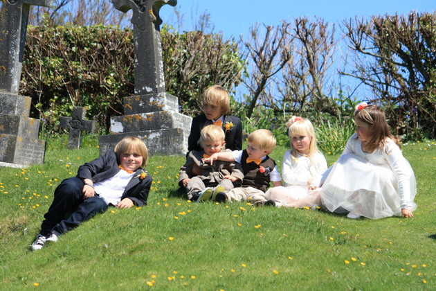 children at outdoor wedding