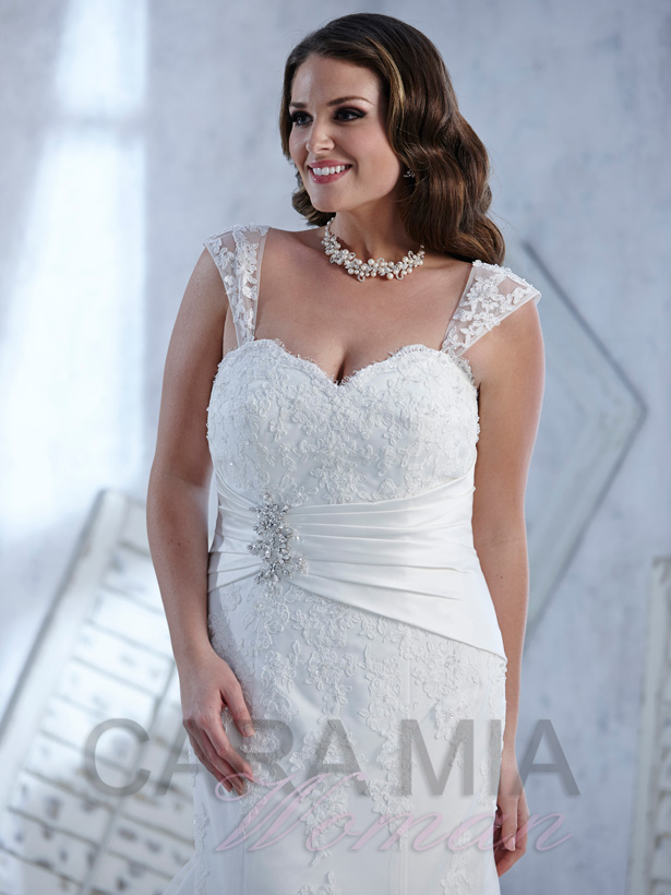 Eternity Bridal | Cara Mia Woman collection | Wedding Dress For Plus Size Brides | White Lace Wedding Dress with Diamante Detailed satin Belt | Confetti.co.uk 