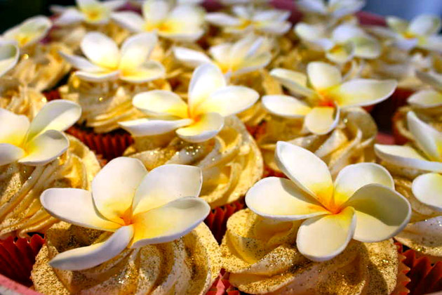 Lemon Cupcakes by Sugar