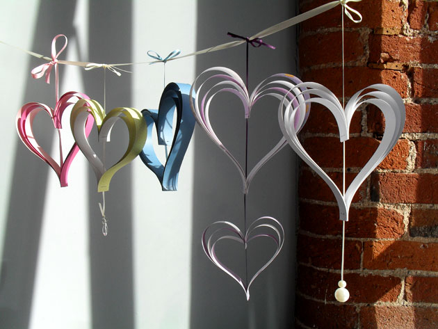 DIY Wedding Decorative paper hearts | Confetti.co.uk