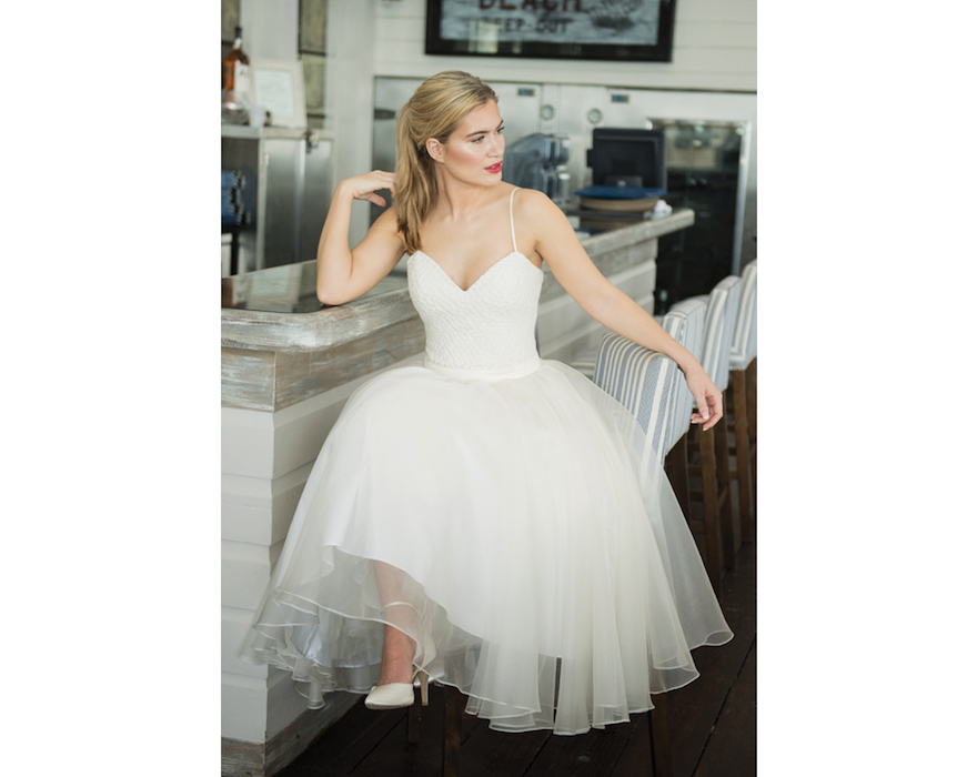 tulle skirt short wedding dress