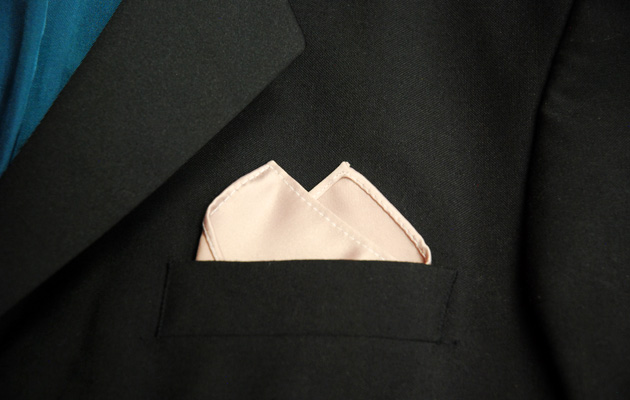 Wedding DIY Twin Peaks Pocket Fold