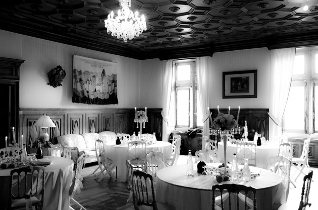 Laura & James's Real Wedding at Chateau de Lisse