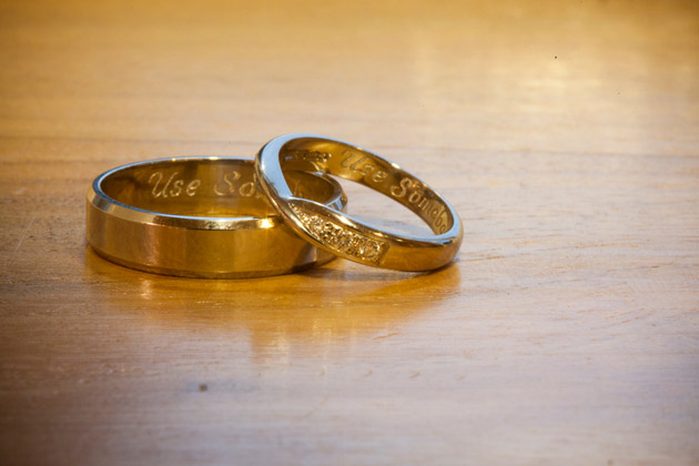 Wedding Rings Engraved with Use Somebody