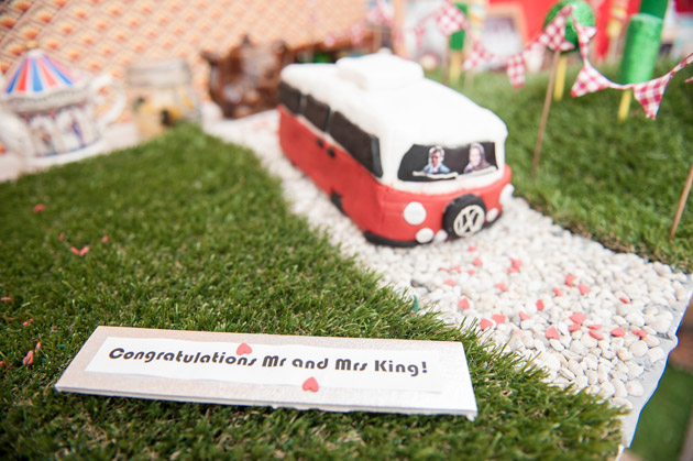 Vintage Wedding Table Decor Toy Bus