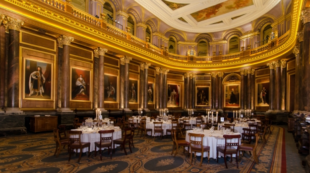 The Livery Hall at the Historic London Wedding Venue Drapers' Hall | Confetti.co.uk