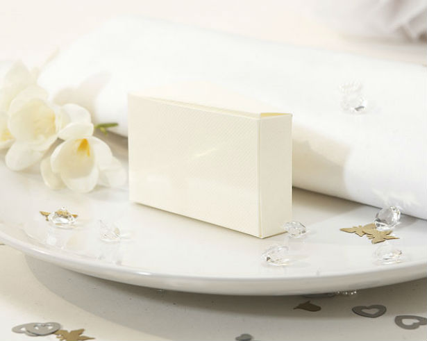 Wedding Cake Box Confetti