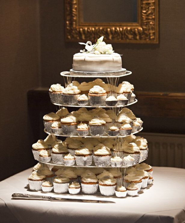 Wedding cake and wedding cupcakes