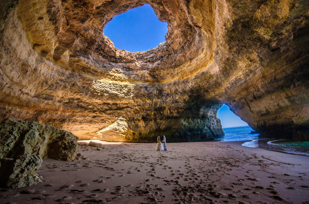 Newlyweds' island photos