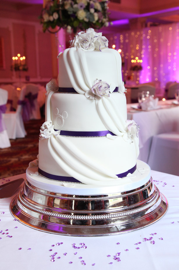 White and purple wedding cake