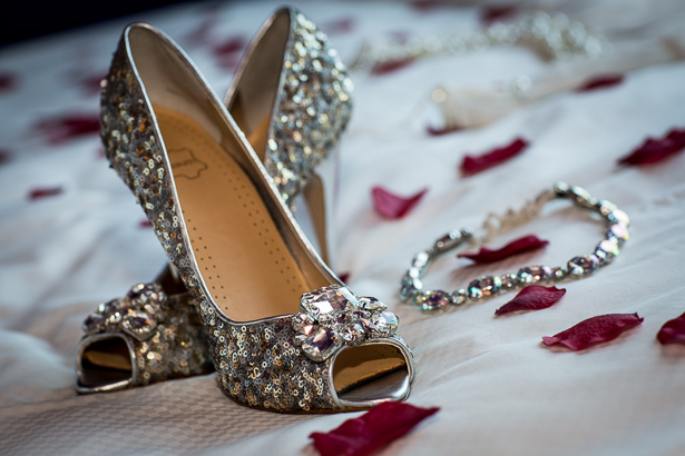 Gold sequined pep toe shoes