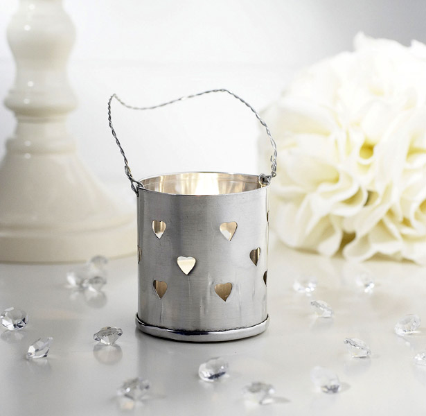 Metal Heart Detail Hanging Tea Light Holder