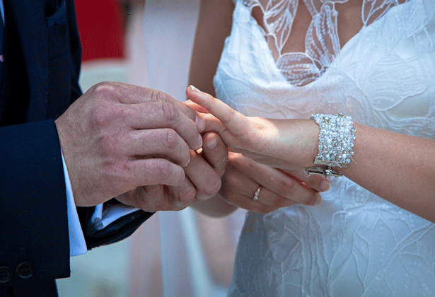 Exchanging rings 