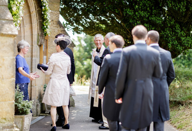 Guests arriving to the ceremony 