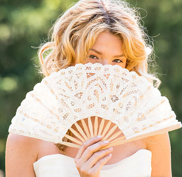 Antiqued Lace Hand Fan