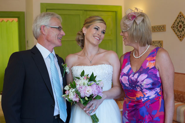 Bride with her parents 