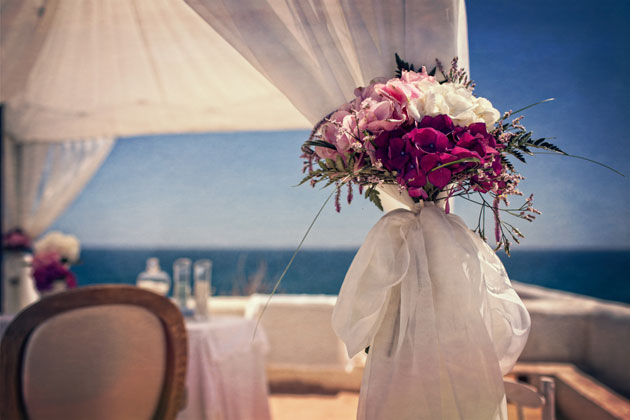 White and purple hydrangeas ceremony flowers 