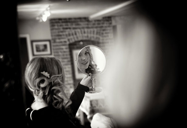 Bridesmaid getting ready 