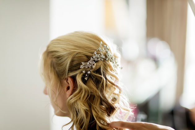 Bridal diamante hairpiece 