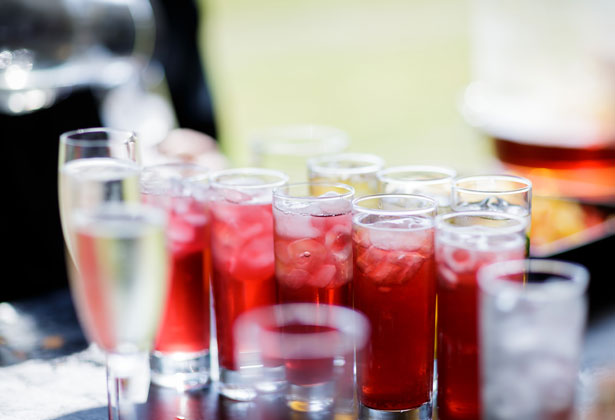 Drinks for the wedding guests      