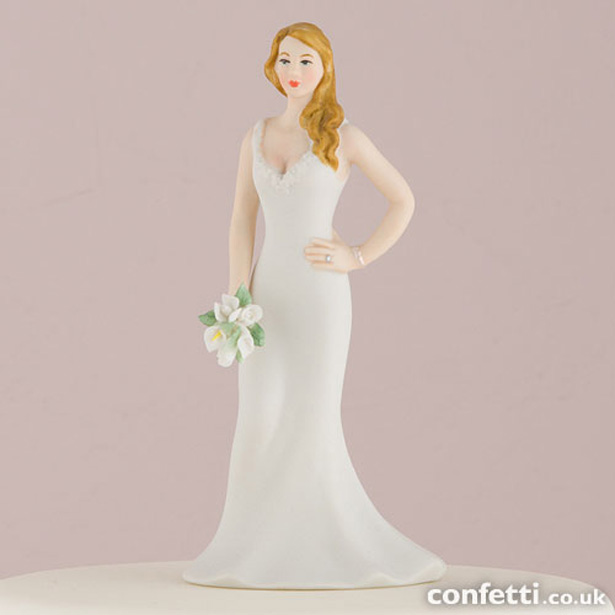 Curvy Bride Cake Topper | Confetti.co.uk