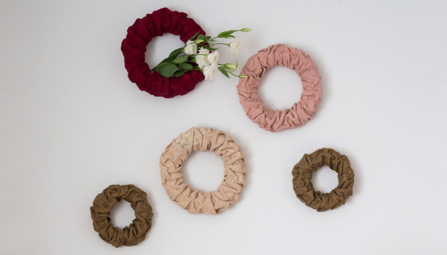 DIY Colourful Burlap Wreaths Thumbnail | Confetti.co.uk