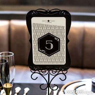 Gothic black table decor 