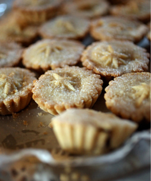 Mince pie wedding favours | Confetti.co.uk