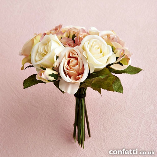 Vintage bundle rose in pink and cream