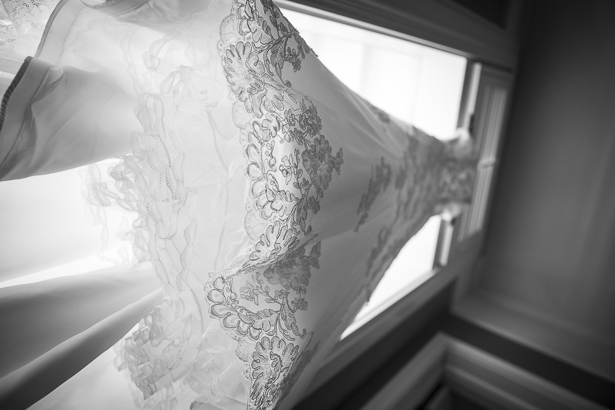 Lace white wedding dress | Crystal & Giampaolo California Real Wedding | Destination Wedding America | Confetti.co.uk 