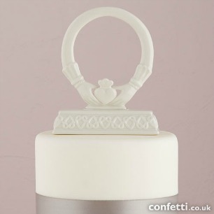 Claddagh ring cake topper