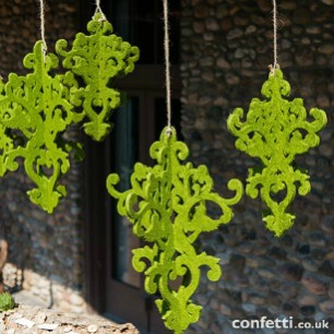  Decorative moss chandelier