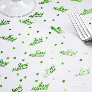 Green Just Married table confetti