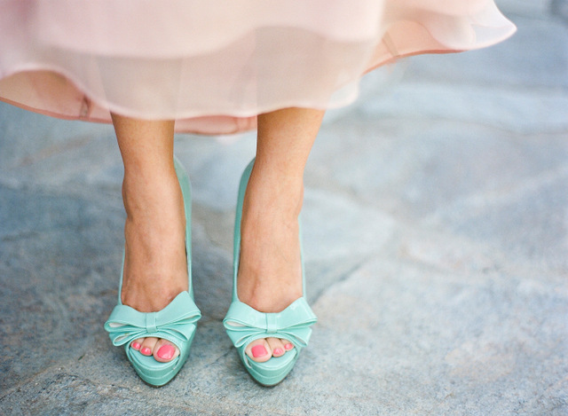 Blush pink and mint wedding colours | Pink dress with mint pep toe shoes | Confetti.co.uk