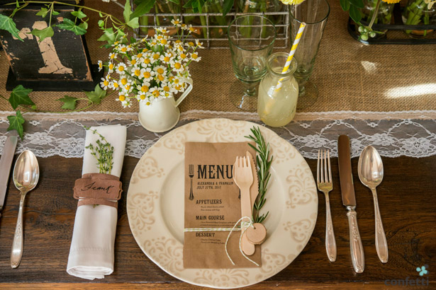 What food should you serve to your wedding guests? From Confetti.co.uk