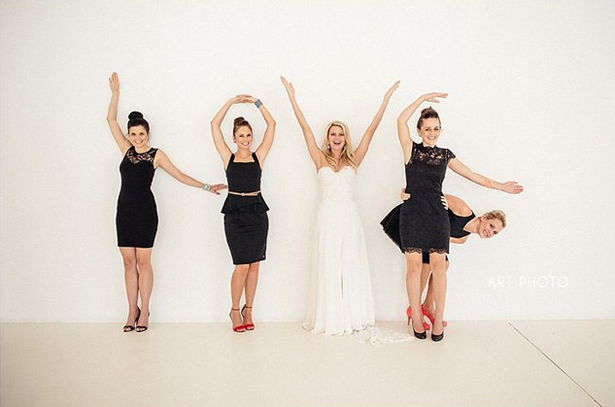 Creative Photos with the Bridesmaids | Confetti.co.uk