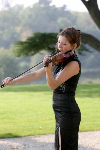 Wedding Violinist | Confetti.co.uk