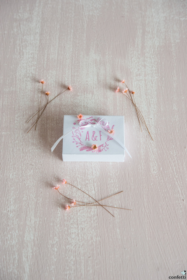 Pink Rustic Florals | Confetti.co.uk