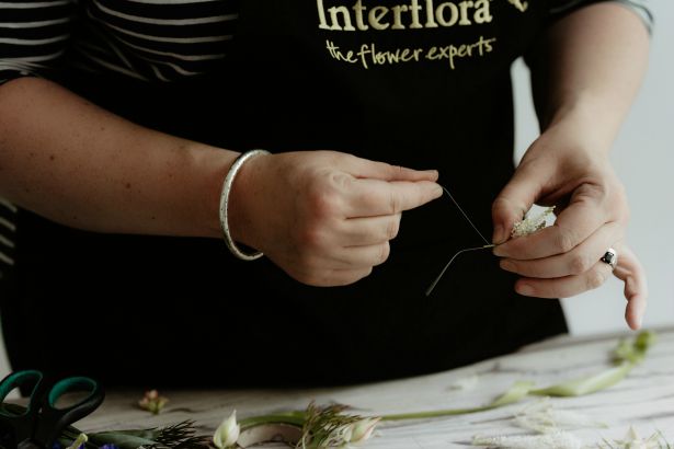 Interflora DIY half flower crown Step 5 | Confetti.co.uk