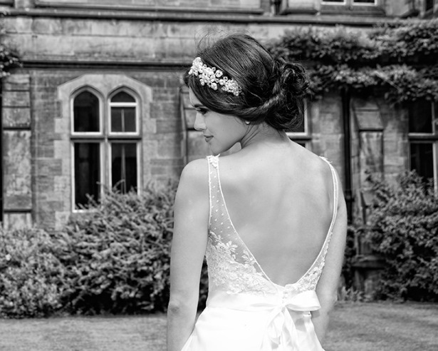 Wedding styles for long hair by Anne Veck | Confetti.co.uk