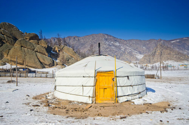 Yurt in Mongolia | Confetti.co.uk