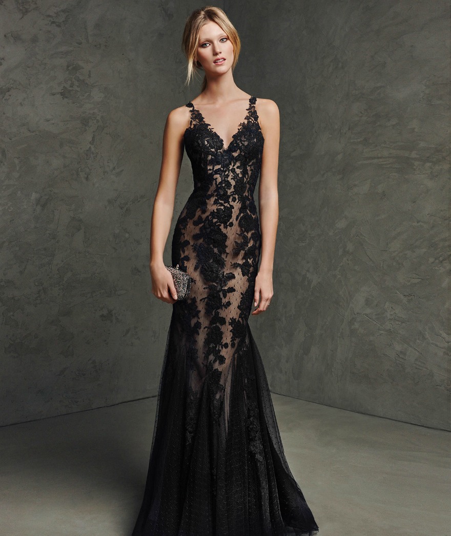 Backless black lace dress by Pronovias | Confetti.co.uk