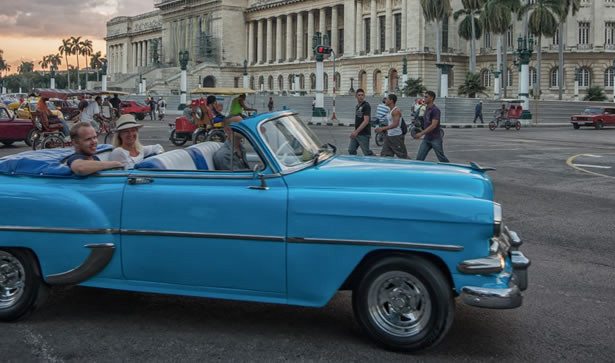 Classic Car Havana Experience in Cuba for Two