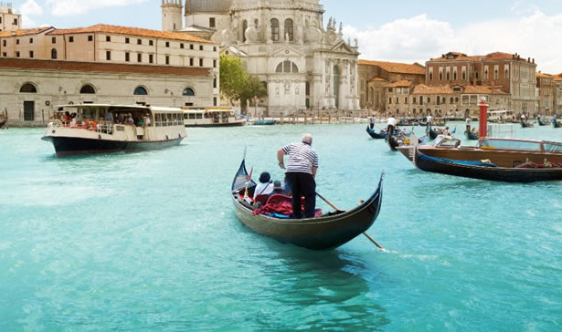 Gondola Serenade in Venice for Two