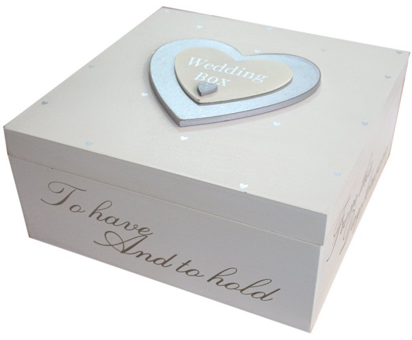 Silver Heart Wooden Wedding box | Confetti.co.uk