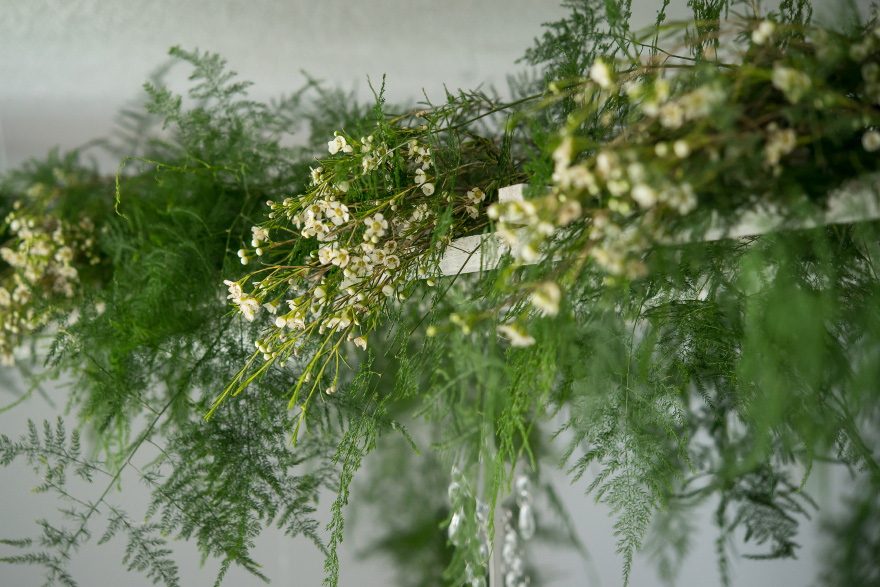 Ferns and Flowers Hanging Wedding Decor | Confetti.co.uk