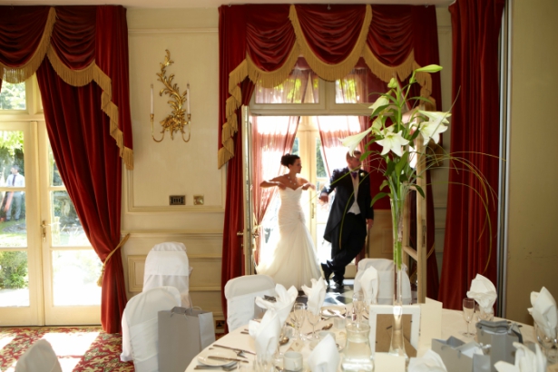 Bride and Groom at The York Pavilion Country Manor Hotel | Confetti.co.uk